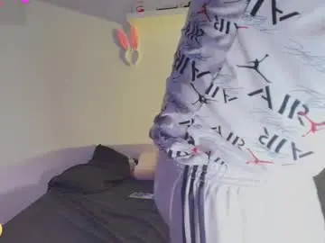 Chaturbate Live Sex Cam of jeremmyandstacy