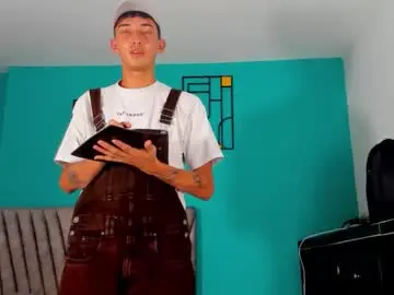 Chaturbate Sex Cam of maikol_ortizz