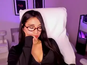 Chaturbate Free Live Porn of megann_blaze
