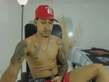 Chaturbate Live Sex of slim_master12