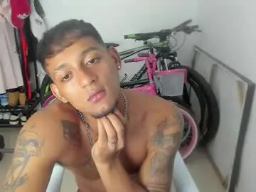 Chaturbate Sex Chat of slim_master12