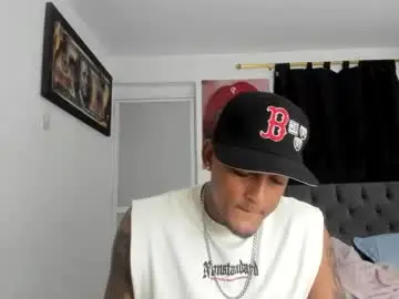 Chaturbate Live Sex Cam of slim_master12