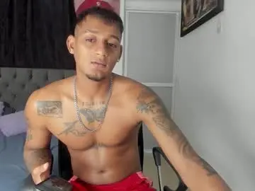 Chaturbate Live Sex Cam of slim_master12
