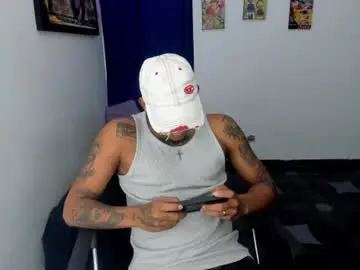 Chaturbate Live Sex Cam of slim_master12