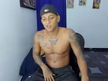 Chaturbate Watch Live Sex Cams of slim_master12
