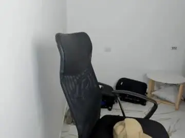 Chaturbate Watch Live Sex Cams of slim_master12