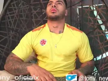 Chaturbate Nude Webcam of tony_newmen