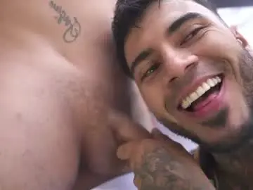 Chaturbate Live Sex Cam of tony_newmen