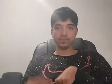 Chaturbate Live Sex Cam of danivoyeur21