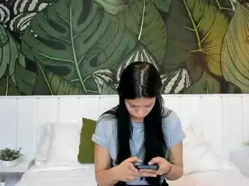 Chaturbate Watch Live Sex Cams of skarletkiss_