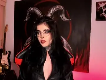 Chaturbate Nude Webcam of laurenrousexx