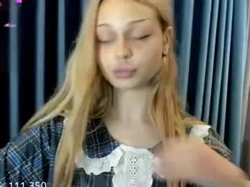 Chaturbate Watch Live Sex Cams of melonipinkbb