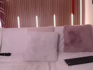 Chaturbate Best live sex cam show of myladreams_