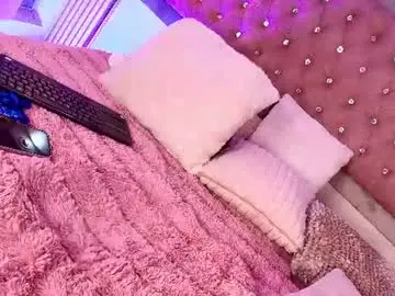 Chaturbate Best live sex cam show of myladreams_