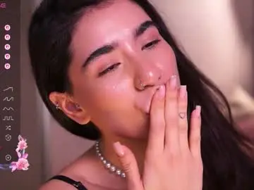 Chaturbate Live Sex Cam of yokokoko__