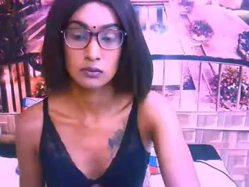 Chaturbate Live Sex Cam of indianrebel4u2luv