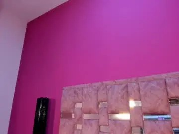 Chaturbate Live Sex Cam of zoee_lov