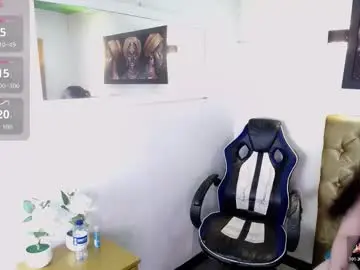 Chaturbate Live Sex Cam of alaiia___