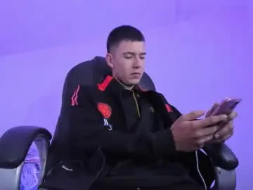 Chaturbate Sex Cam of aleckk_boy