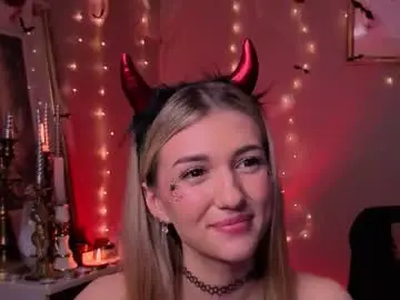 Chaturbate Live Sex Cam of delcieodoherty