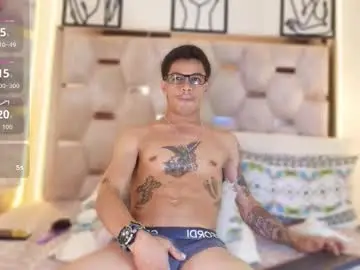 Chaturbate Private Sex Chat of andrew_haalls