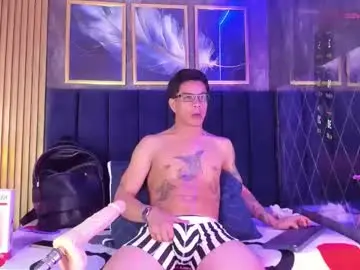 Chaturbate Nude Webcam of andrew_haalls
