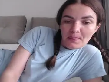 Chaturbate Live Sex Cam of velvetmoon123