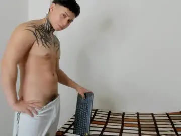 Chaturbate Free Live Porn of alessandro_wolf