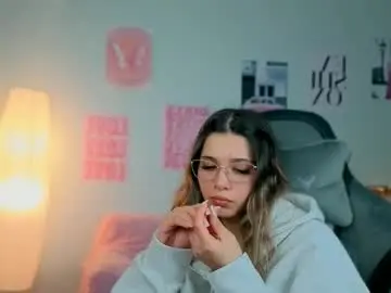 Chaturbate Free Porn Cam of dinnerwithflowers