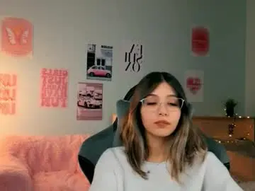 Chaturbate Adult Video Chat of dinnerwithflowers