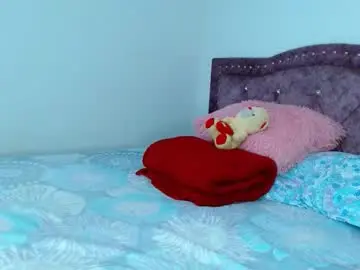 Chaturbate Live Sex Cam of hanssel_tess