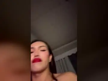 Chaturbate Live Porn of prettymirandats