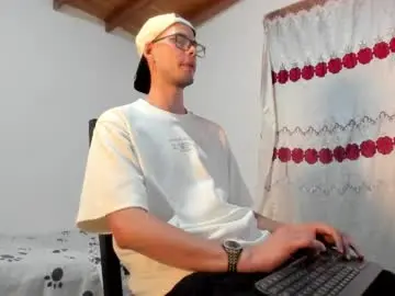 Chaturbate Private Sex Chat of vlad__night