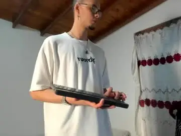 Chaturbate Adult Webcam of vlad__night