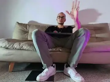 Chaturbate Live Porn of vlad__night