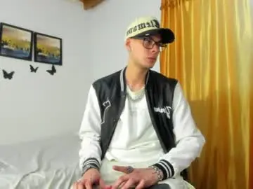 Chaturbate Live Sex Cam of vlad__night