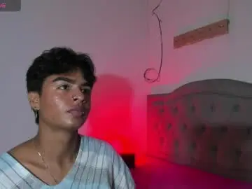 Chaturbate Nude Webcam of ariel_adan