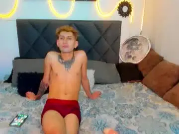 Chaturbate Sex Cam of eliann_adam