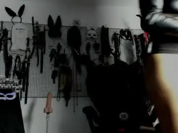 Chaturbate Nude Webcam of evil_sammy