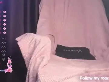 Chaturbate Best live sex cam show of leenylipss