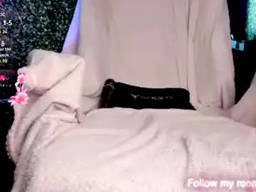 Chaturbate Adult Video Chat of leenylipss
