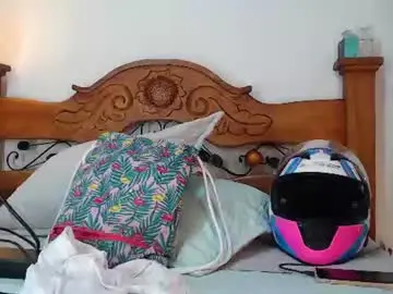 Chaturbate Free Live Porn of mia_babee_