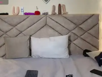 Chaturbate Live Sex Cam of noahandgaia