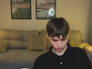 Chaturbate Free Porn Cam of simonboy592