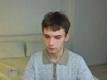 Chaturbate Nude Webcam of simonboy592