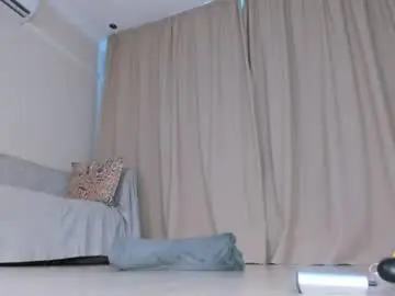 Chaturbate Sex Cam of cherrypie_001