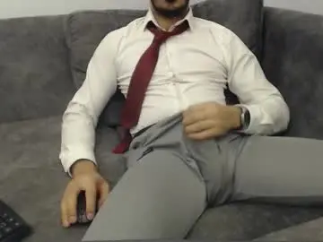 Chaturbate Live Sex Cam of dirtyybooyy77