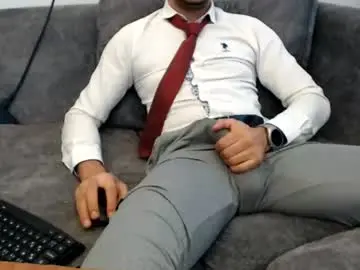 Chaturbate Adult Video Chat of dirtyybooyy77