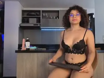 Chaturbate Live Sex Cam of sexys_lave