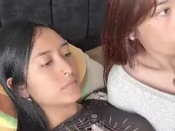 Chaturbate Adult Webcams of 2summerlove2
